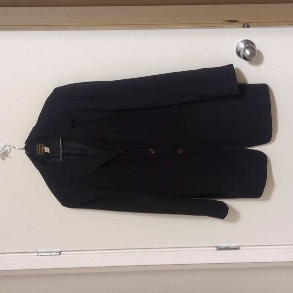 Classic Black Women's Blazer - Unknown Brand